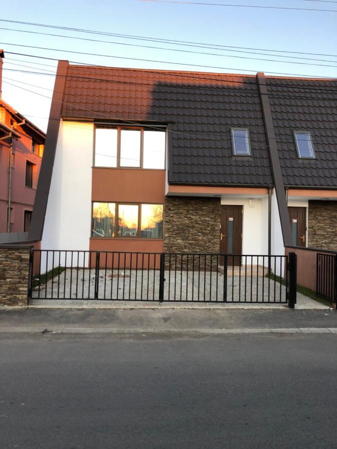 Aleria de piatra Aparthotel Piatra Neamţ Exterior foto
